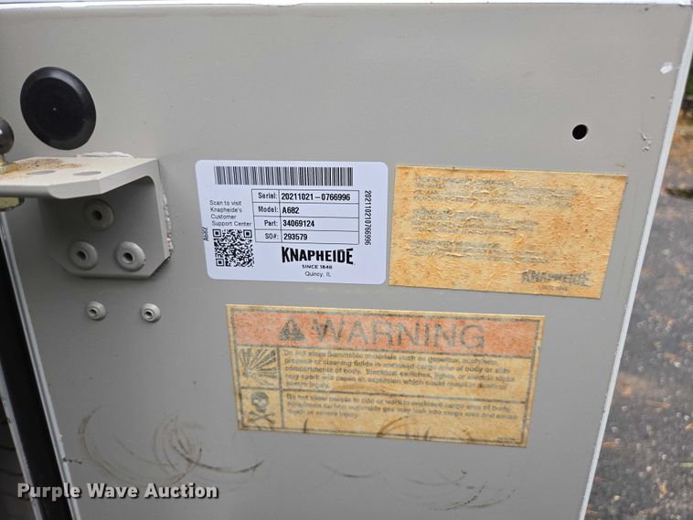 image for item EV3501 2019 Ford F350 Super Duty Crew Cab utility bed pickup truck