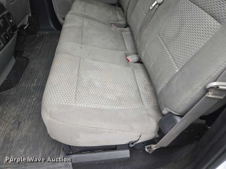 image for item EV3501 2019 Ford F350 Super Duty Crew Cab utility bed pickup truck