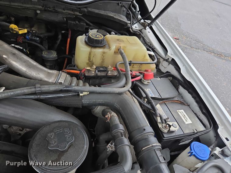 image for item EV3501 2019 Ford F350 Super Duty Crew Cab utility bed pickup truck