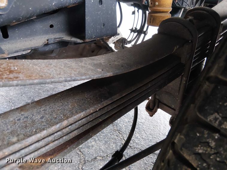 image for item EV3502 2022 Ford F350 Super Duty SuperCab pickup truck