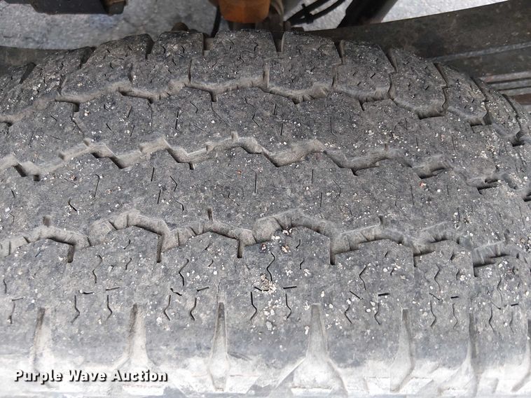 image for item EV3502 2022 Ford F350 Super Duty SuperCab pickup truck