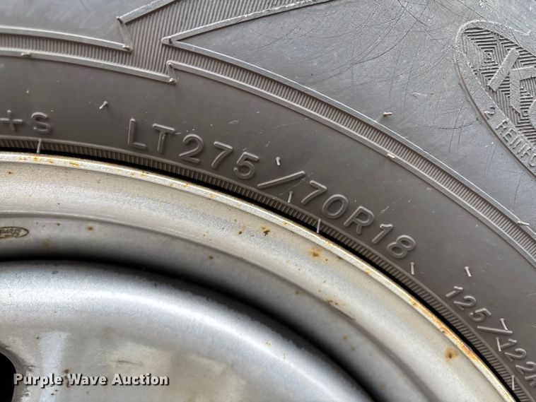 image for item EV3503 2021 Ford F350 Super Duty SuperCab pickup truck