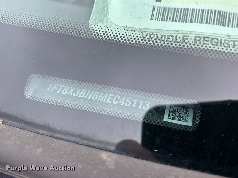 image for item EV3503 2021 Ford F350 Super Duty SuperCab pickup truck