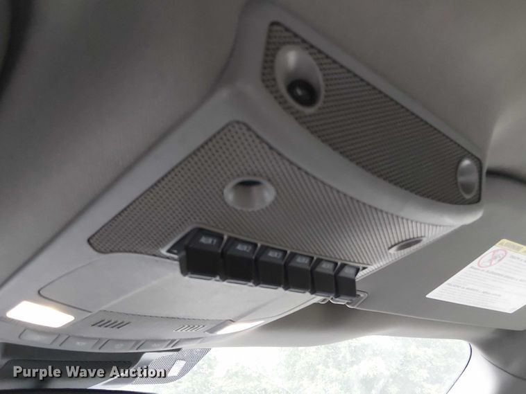 image for item EV3504 2022 Ford F350 Super Duty pickup truck