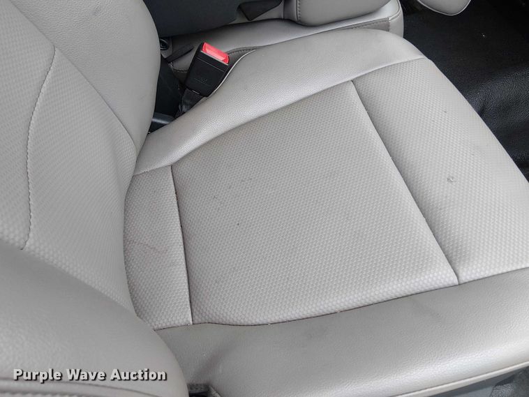 image for item EV3504 2022 Ford F350 Super Duty pickup truck