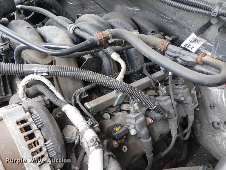 image for item EV3504 2022 Ford F350 Super Duty pickup truck