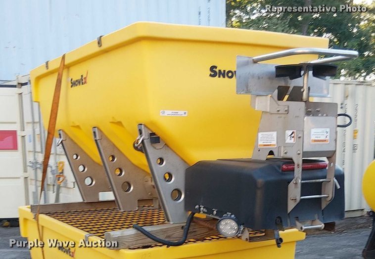 image for item EV3505 SnowEx spreader