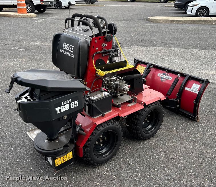 image for item EV4002 2022 Boss Snowrator snow pusher