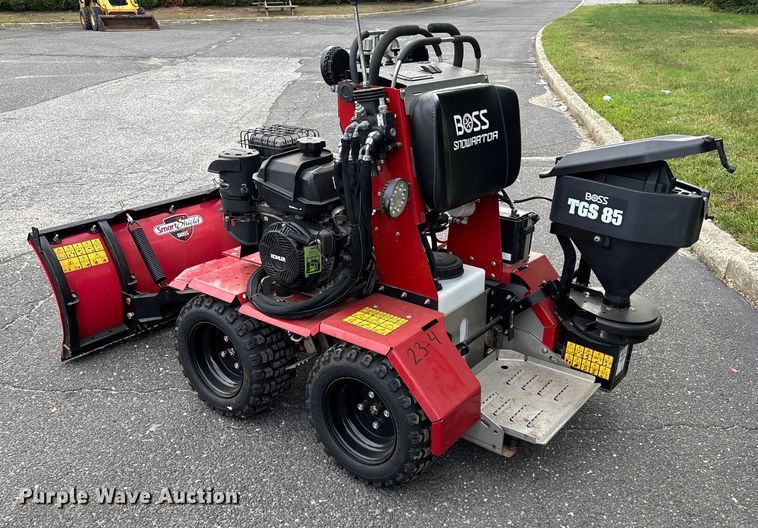 image for item EV4002 2022 Boss Snowrator snow pusher