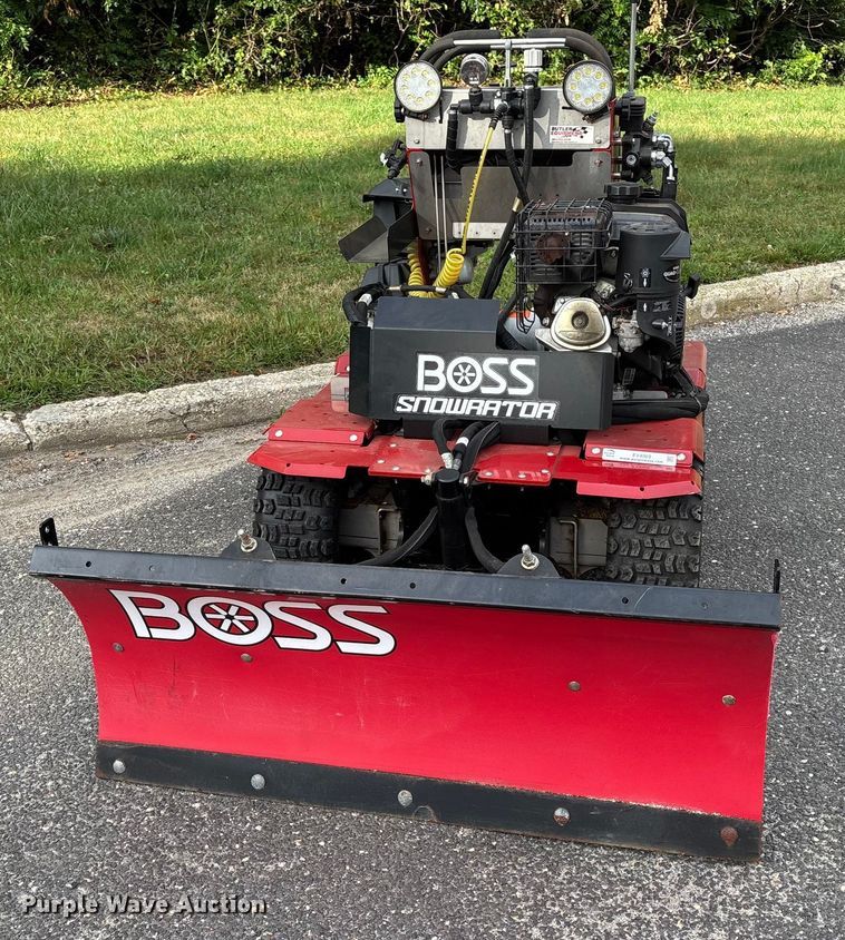 image for item EV4003 2022 Boss Snowrator snow pusher