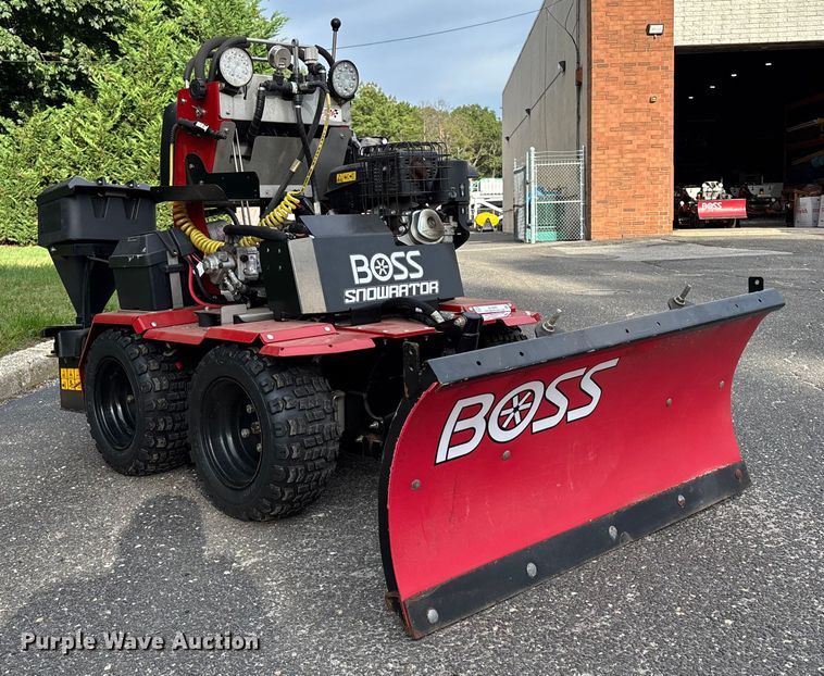 image for item EV4003 2022 Boss Snowrator snow pusher