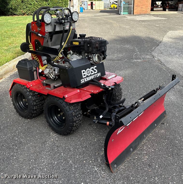 image for item EV4004 2022 Boss Snowrator snow pusher
