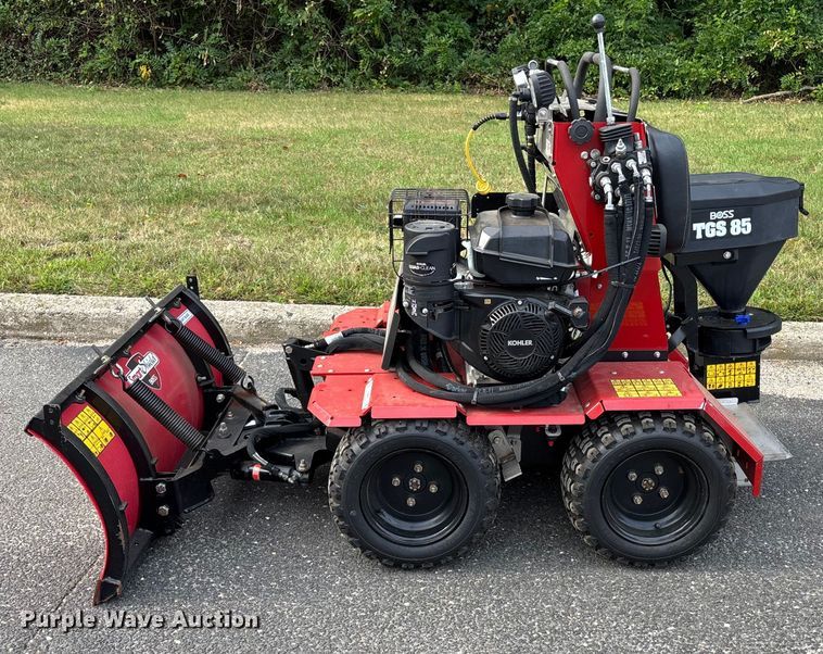 image for item EV4005 2022 Boss Snowrator snow pusher