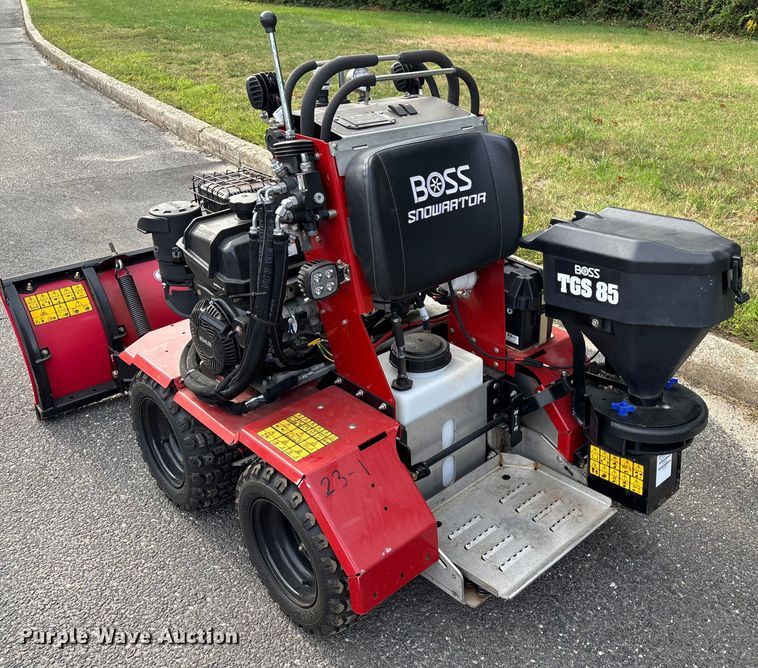 image for item EV4005 2022 Boss Snowrator snow pusher