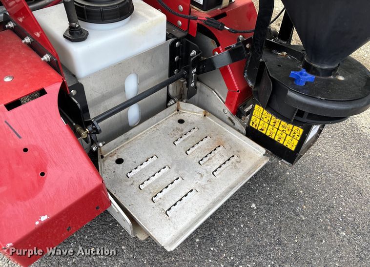 image for item EV4005 2022 Boss Snowrator snow pusher