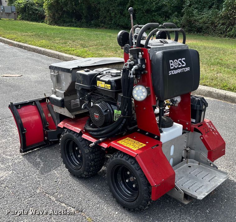 image for item EV4006 2021 Boss Snowrator snow pusher