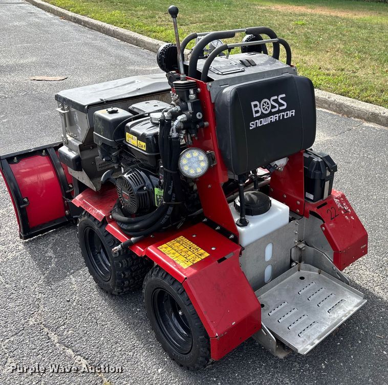 image for item EV4006 2021 Boss Snowrator snow pusher