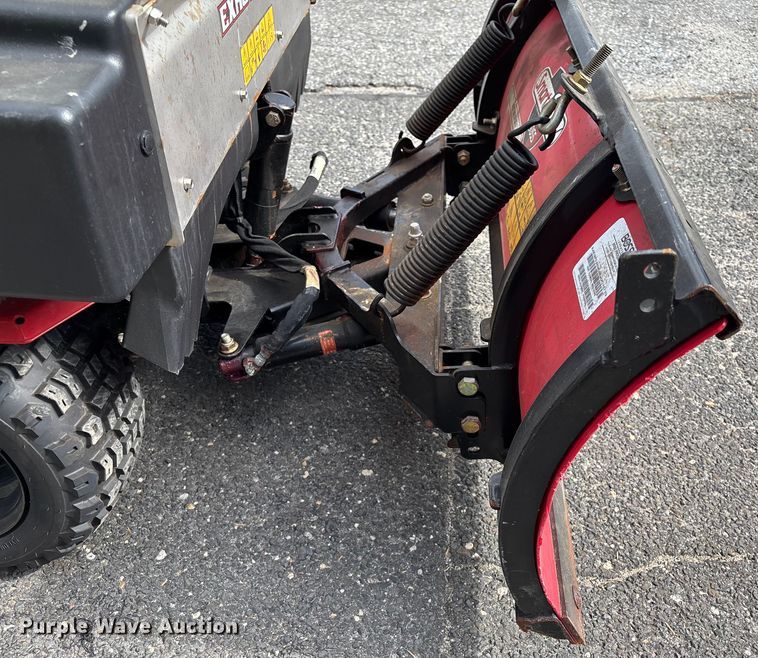 image for item EV4006 2021 Boss Snowrator snow pusher