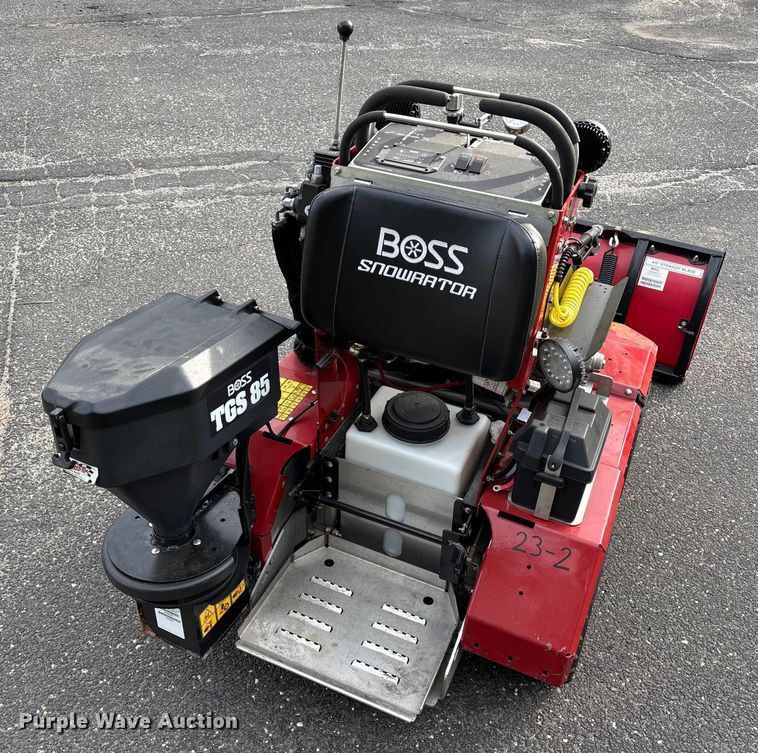 image for item EV4007 2022 Boss Snowrator snow pusher