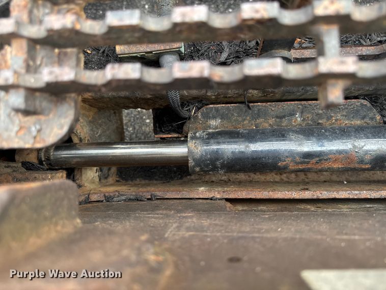 image for item EV4008 2015 Caterpillar 272D skid steer loader