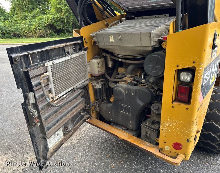 image for item EV4008 2015 Caterpillar 272D skid steer loader