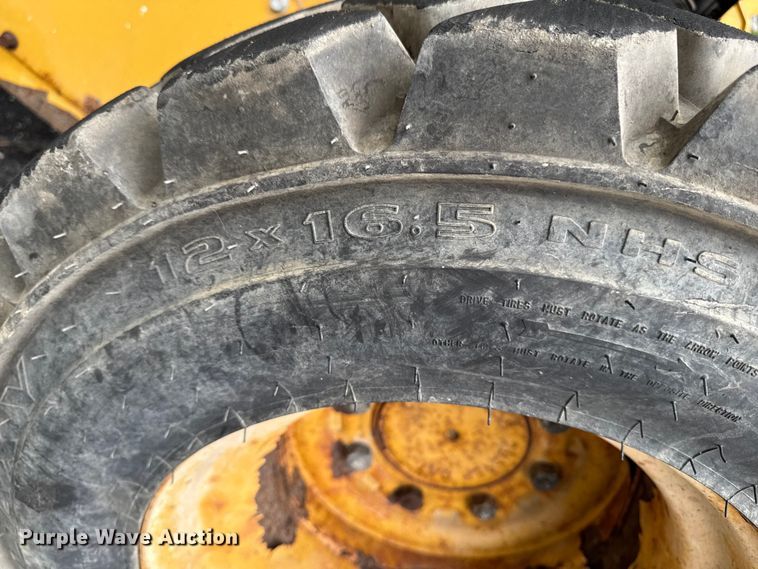 image for item EV4008 2015 Caterpillar 272D skid steer loader