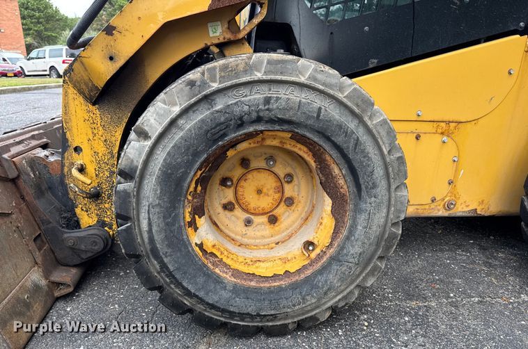 image for item EV4008 2015 Caterpillar 272D skid steer loader