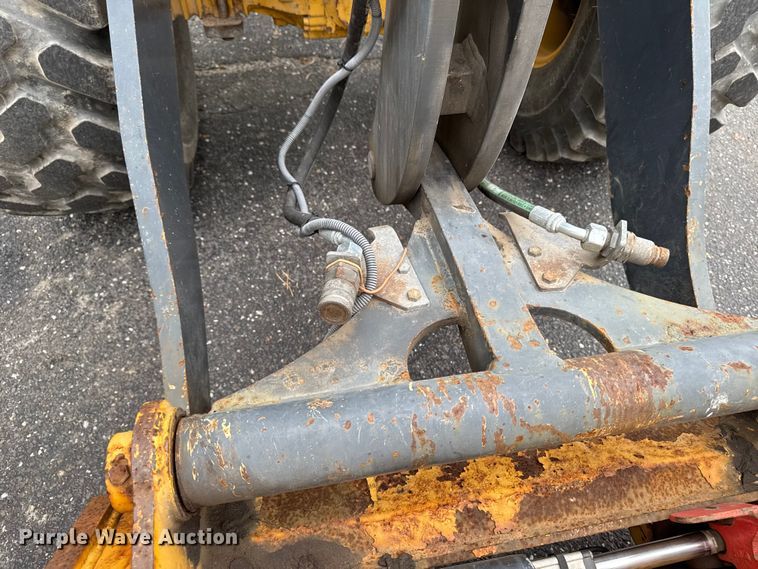 image for item EV4009 2017 John Deere 304K wheel loader