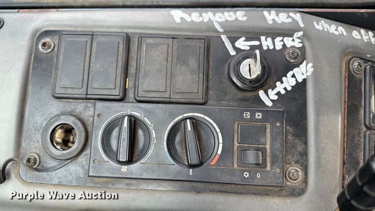 image for item EV4009 2017 John Deere 304K wheel loader