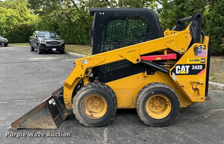 image for item EV4010 2015 Caterpillar 242D skid steer loader