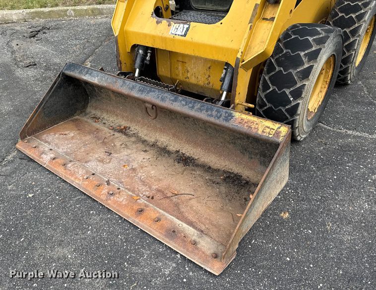 image for item EV4010 2015 Caterpillar 242D skid steer loader