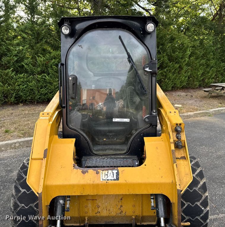 image for item EV4010 2015 Caterpillar 242D skid steer loader