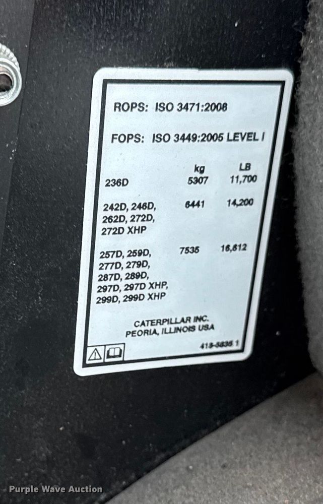 image for item EV4010 2015 Caterpillar 242D skid steer loader