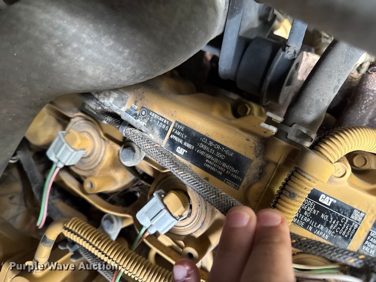 image for item EV4010 2015 Caterpillar 242D skid steer loader