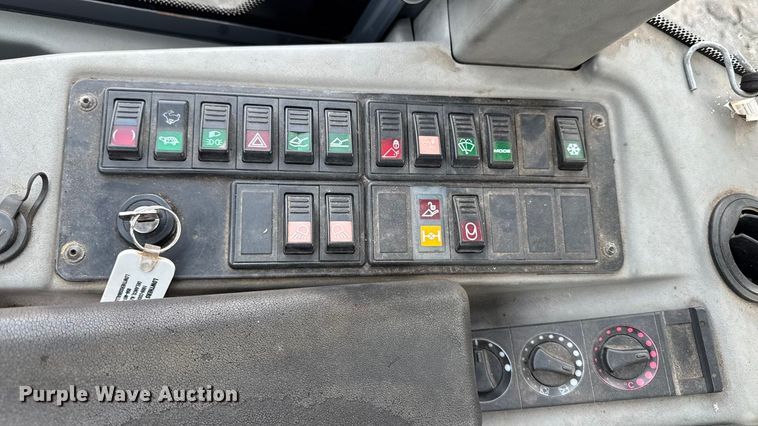 image for item EV4011 2012 John Deere 244J wheel loader