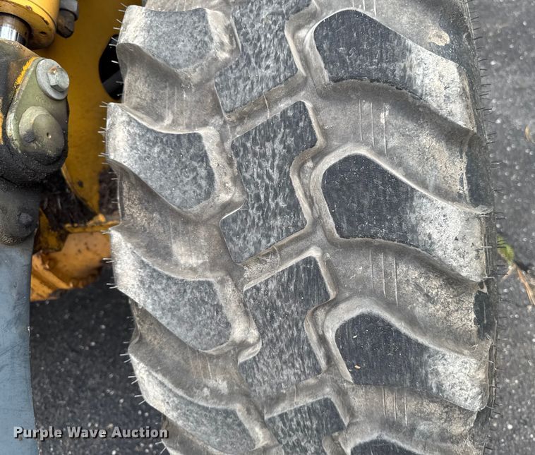 image for item EV4011 2012 John Deere 244J wheel loader