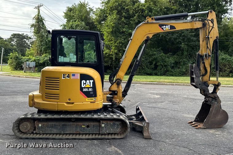 EXCAVADORA 2017 CATERPILLAR 3055E2