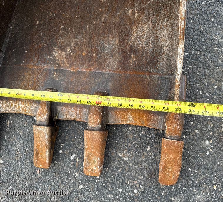 image for item EV4012 2017 Caterpillar 305.5E2 mini excavator