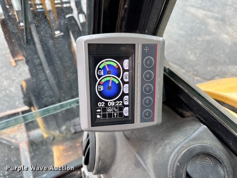 image for item EV4012 2017 Caterpillar 305.5E2 mini excavator