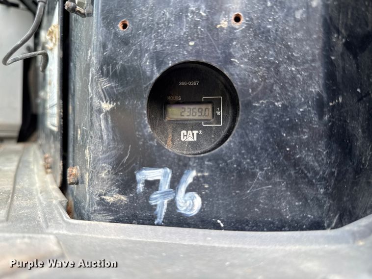 image for item EV4012 2017 Caterpillar 305.5E2 mini excavator