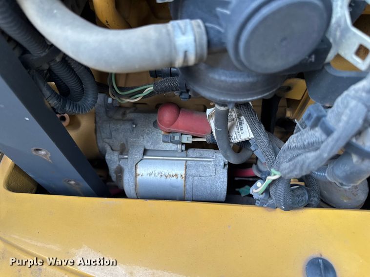 image for item EV4012 2017 Caterpillar 305.5E2 mini excavator