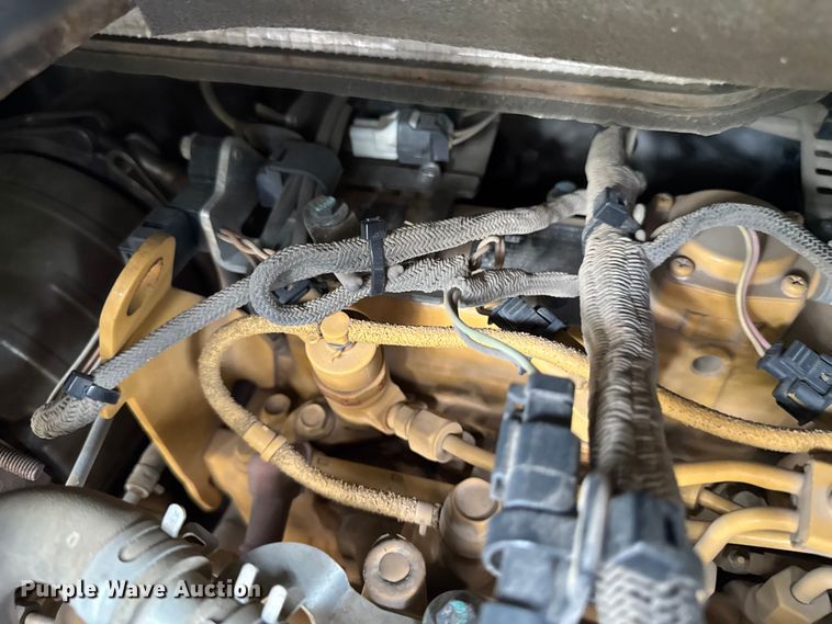 image for item EV4012 2017 Caterpillar 305.5E2 mini excavator