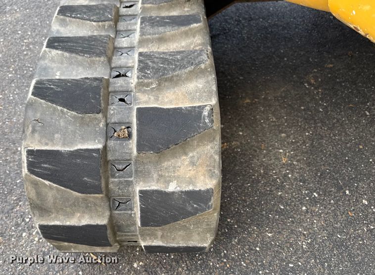 image for item EV4012 2017 Caterpillar 305.5E2 mini excavator