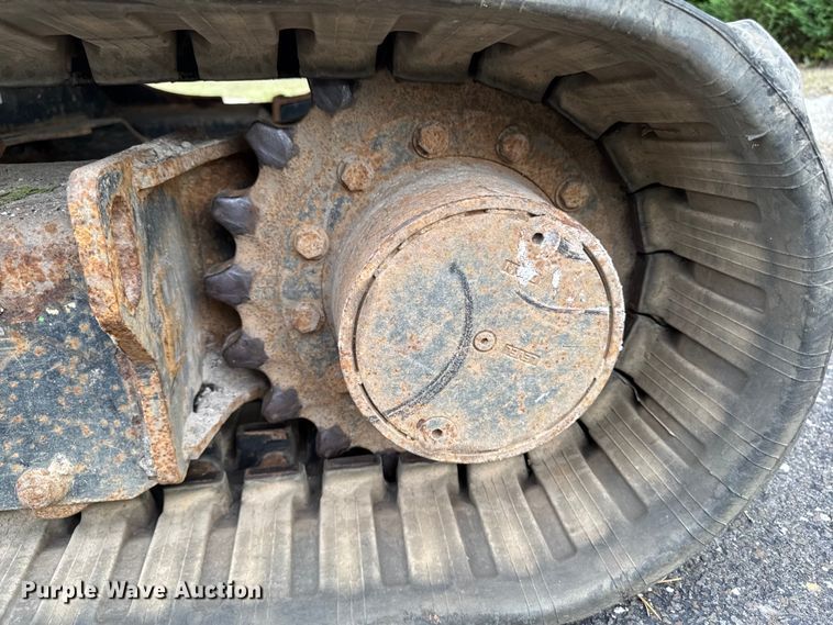 image for item EV4012 2017 Caterpillar 305.5E2 mini excavator