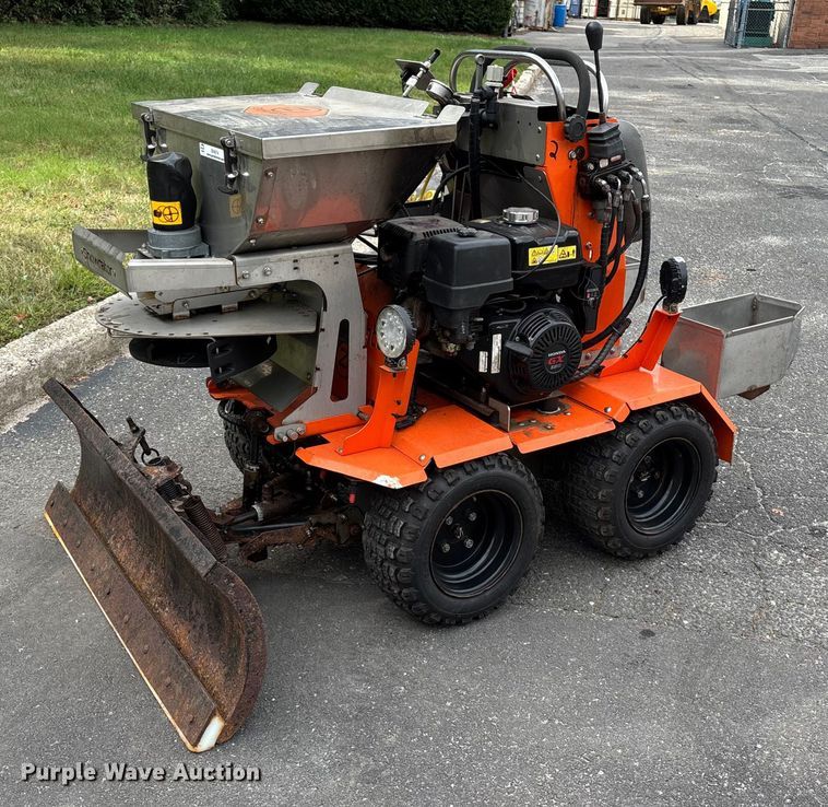 Zx4 Snowrator snow pusher in Yaphank, NY | Item EV4014 sold