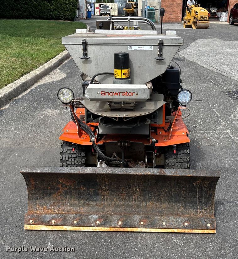 image for item EV4015 Zx4 Snowrator snow pusher