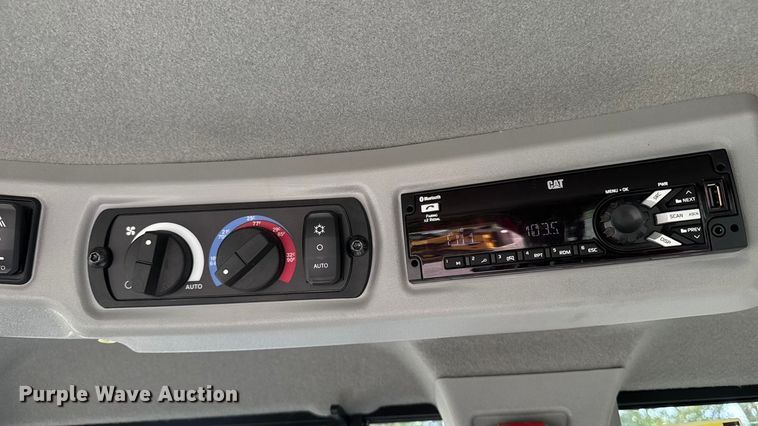 image for item EV4017 2017 Caterpillar 930M wheel loader