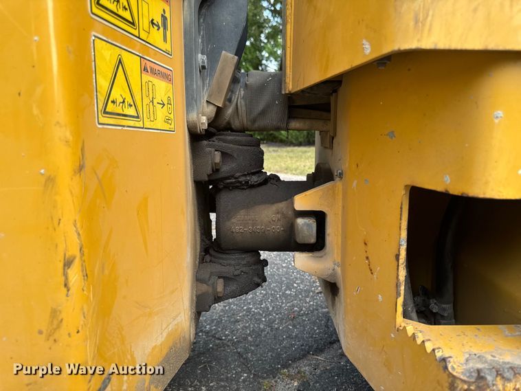 image for item EV4018 2019 Caterpillar CB1.8 double drum vibratory roller