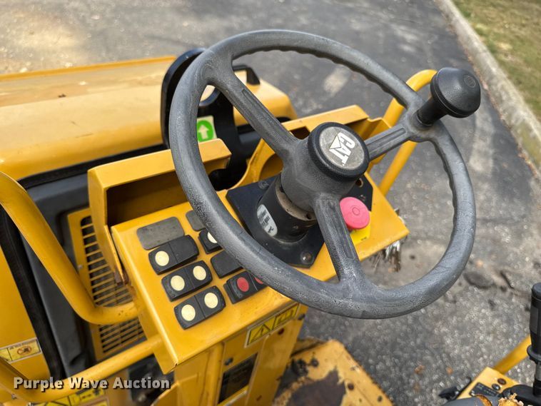 image for item EV4018 2019 Caterpillar CB1.8 double drum vibratory roller
