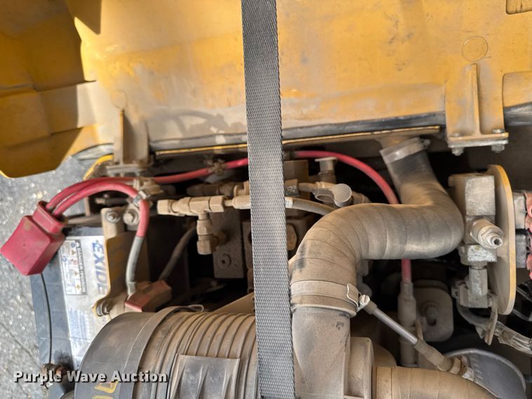 image for item EV4018 2019 Caterpillar CB1.8 double drum vibratory roller